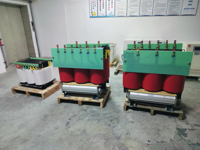 新平KS11-1000KVA矿用变压器
